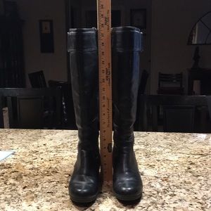 Kenneth Cole Reaction tall black Wedge boots. Sz 7
